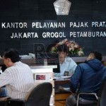aktivitas-pelayanan-adminstrasi-pajak-di-kantor-pelayanan-pajak-pratama-_150713222330-136