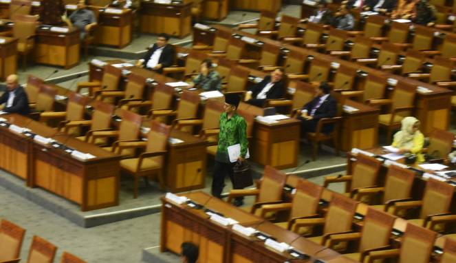 5772abe513ca4-rapat-paripurna-membahas-ruu-tentang-pengampunan-pajak_663_382