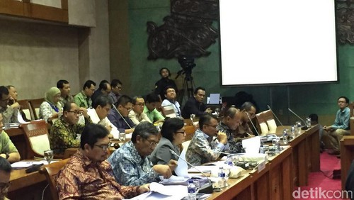 9414bf07-390b-4b83-8d9c-e4ab3996e93d_169